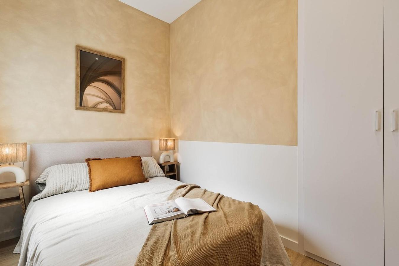 Pontone - 2 Bedrooms And Balcony In Eixample Dreta Apartamento