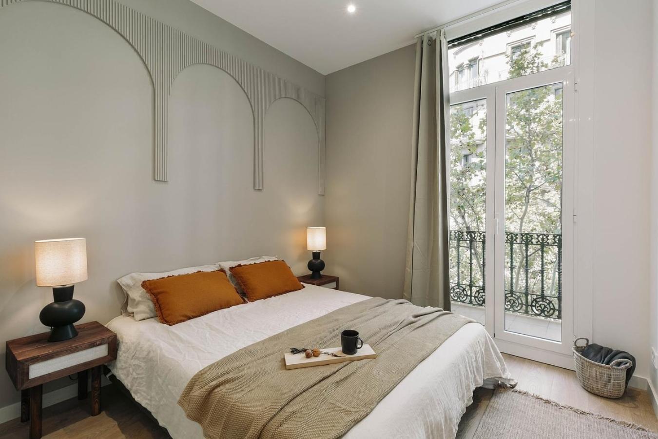 Apartamento Pontone - 2 Bedrooms And Balcony In Eixample Dreta *
